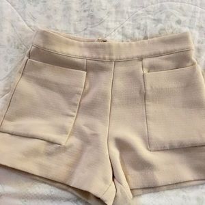 Hi waisted shorts